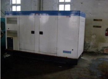 瑞金康明斯150kw大型柴油二手发电机组